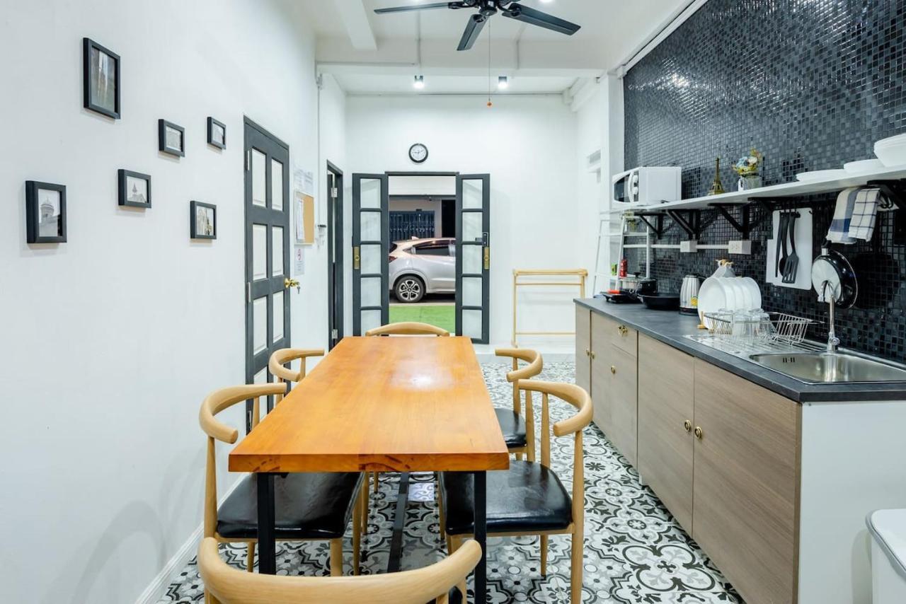 Mein Haus B @Bangpo Бангкок Экстерьер фото